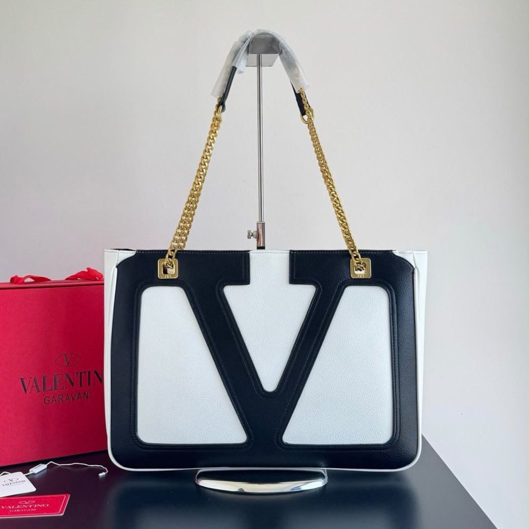 VALENTINO Chain Tote Bag 38cm A+