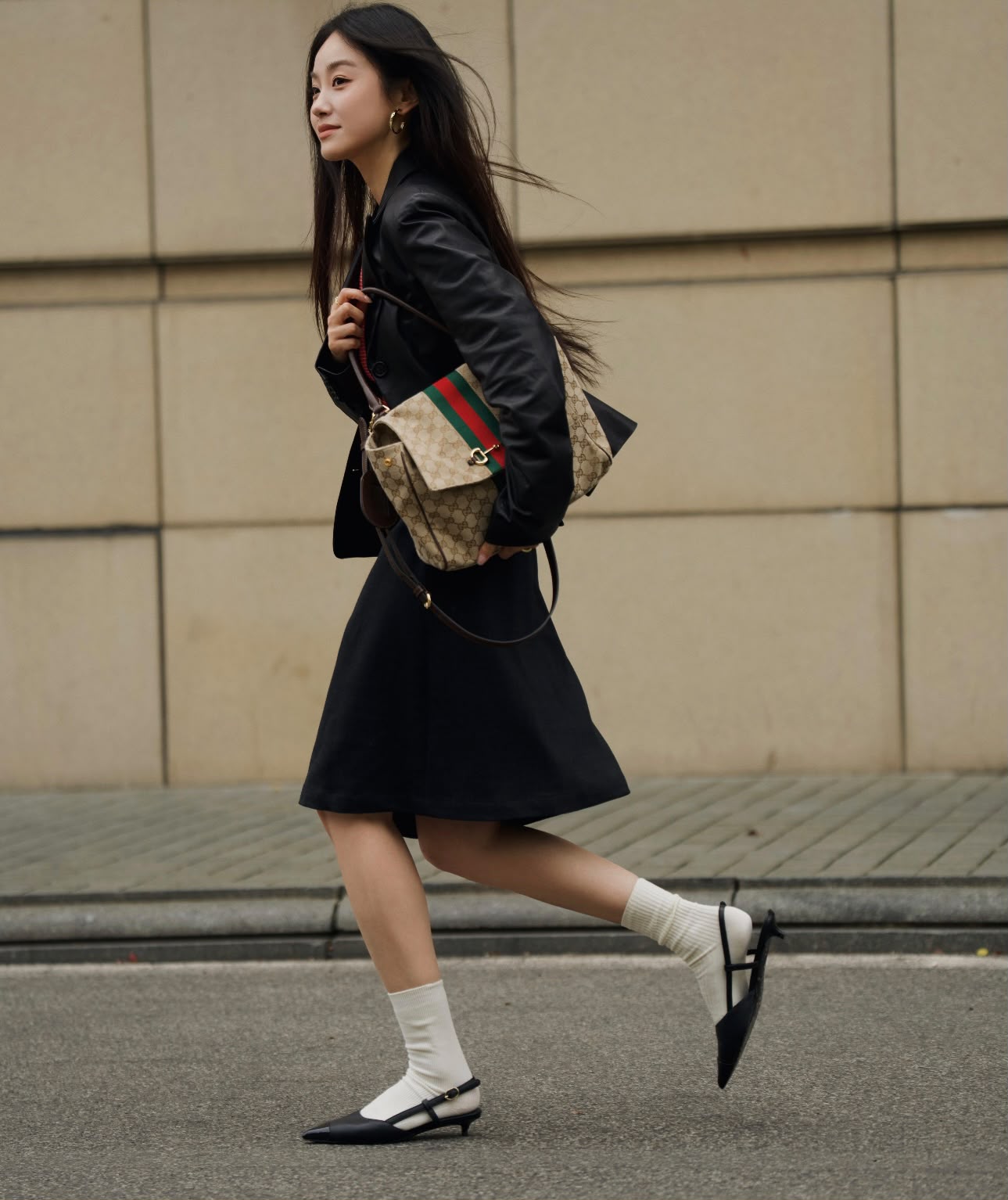GUCCI Top Handle Bag 31 cm A+