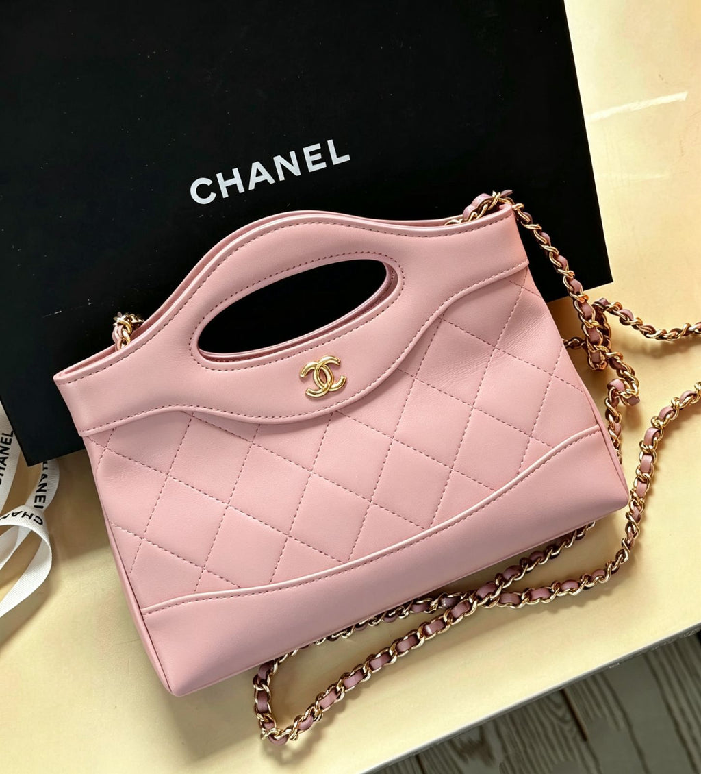 CHANEL Hobo Bag Small 21 cm With Box