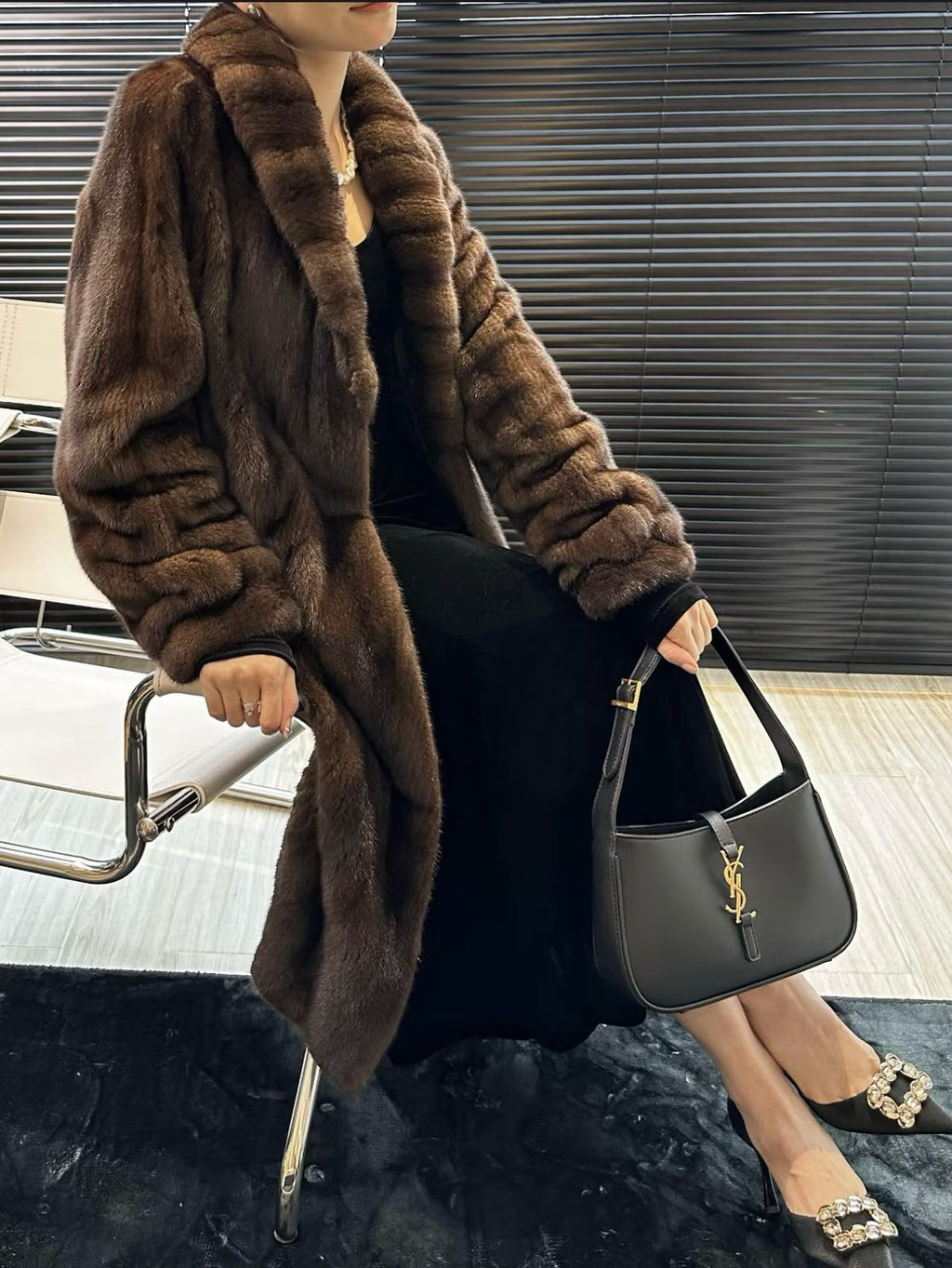 SAINT LAURENT Le 5 à 7 Shoulder Bag — 25 cm | 9 Colors With Box