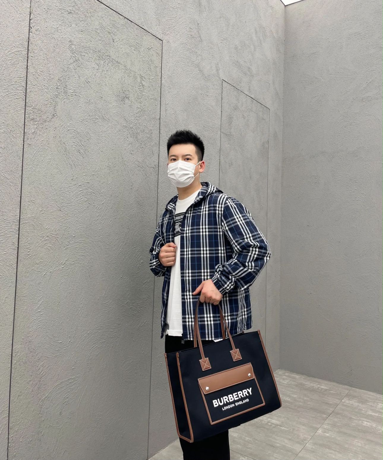 BURBERRY Archive Canvas Tote — 36 cm | 5 Colors Without Box