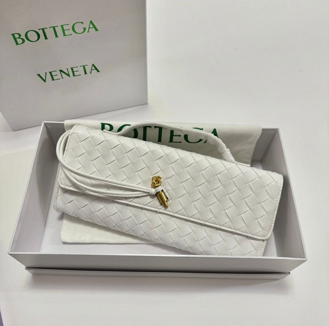 BOTTEGA Woven Envelope Clutch Bag — 30 cm | 10 Colors With Box