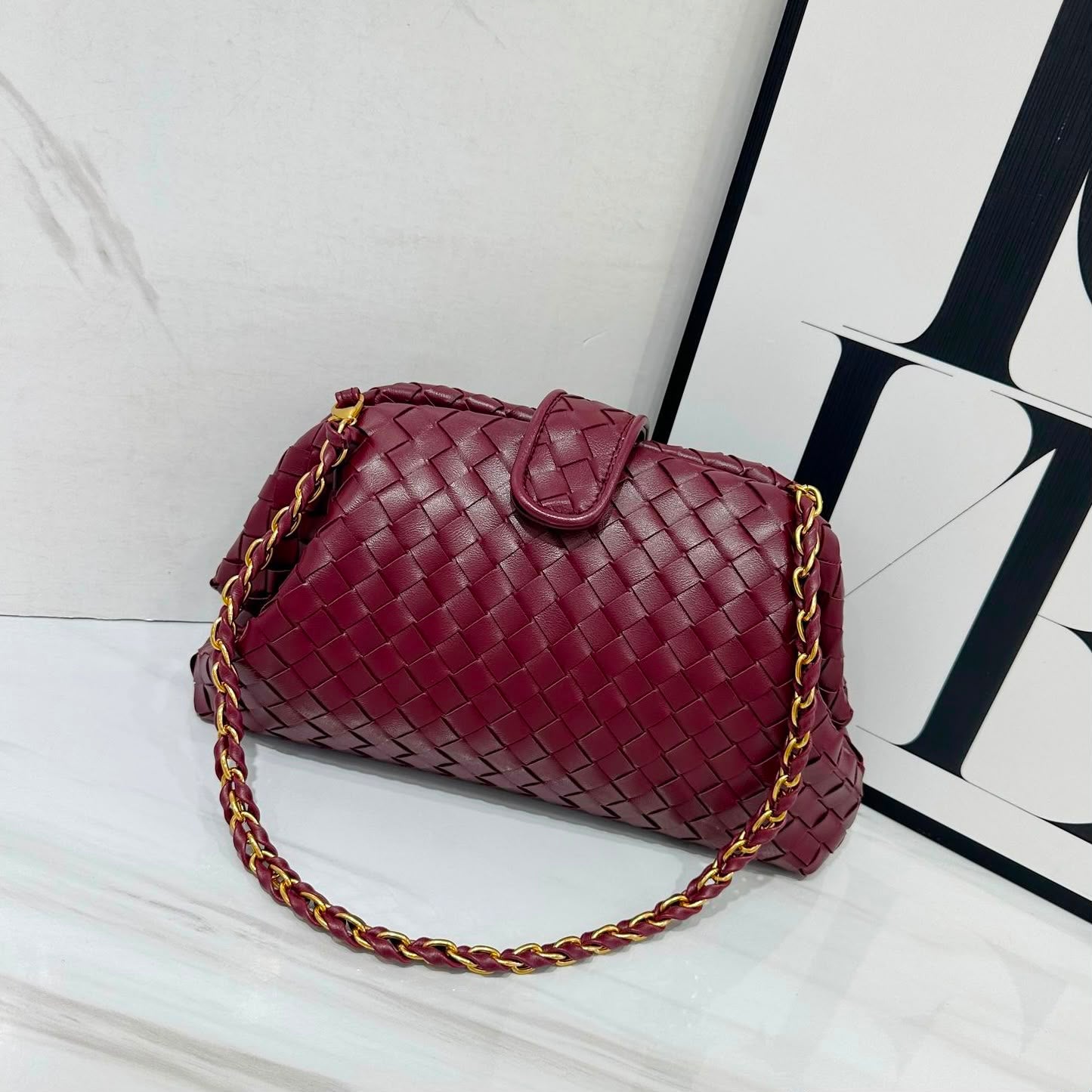 BOTTEGA Woven Chain Shoulder Bag — 30 cm | 8 Colors A+