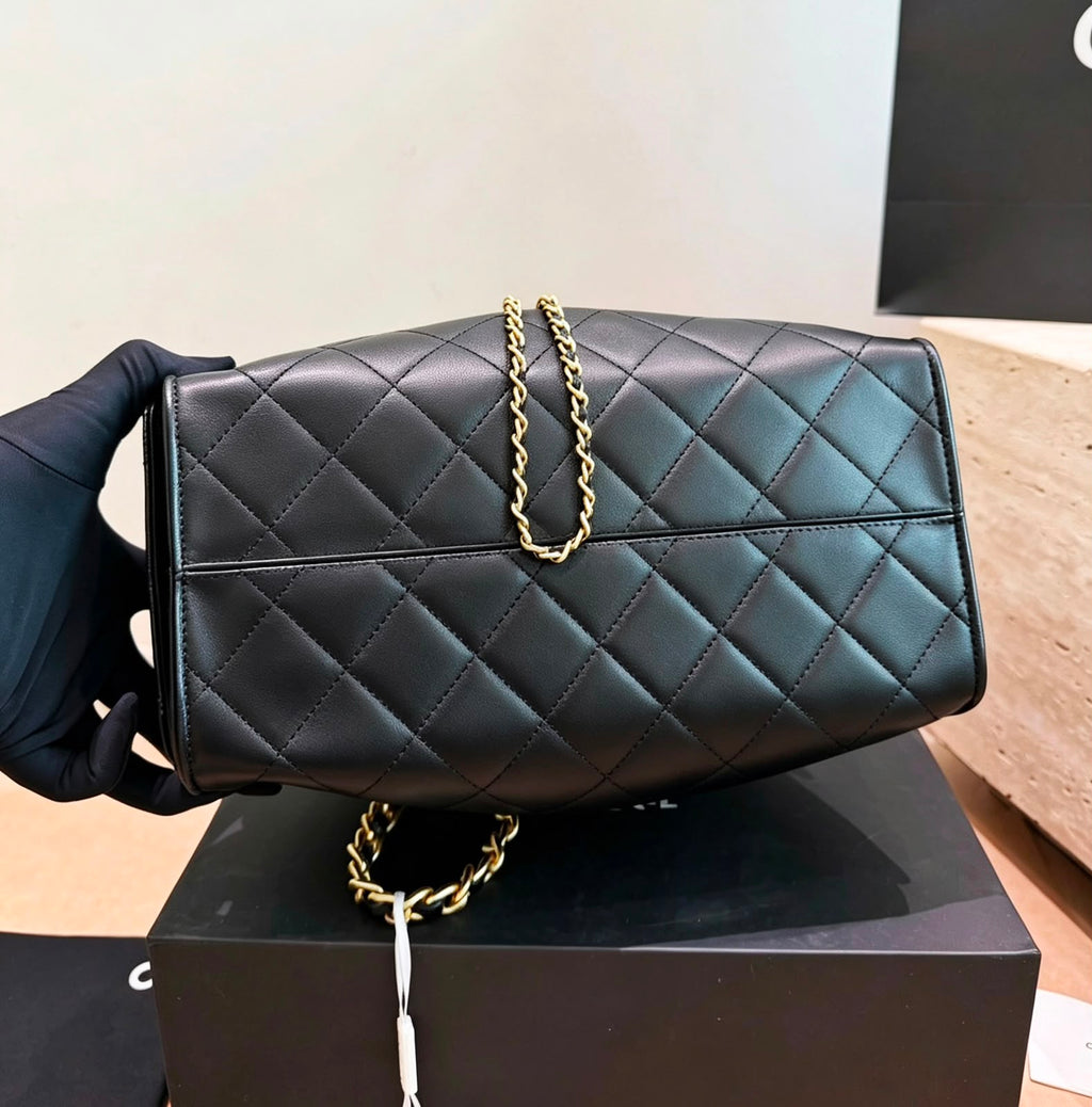 CHANEL Drawstring Bucket Bag 26cm