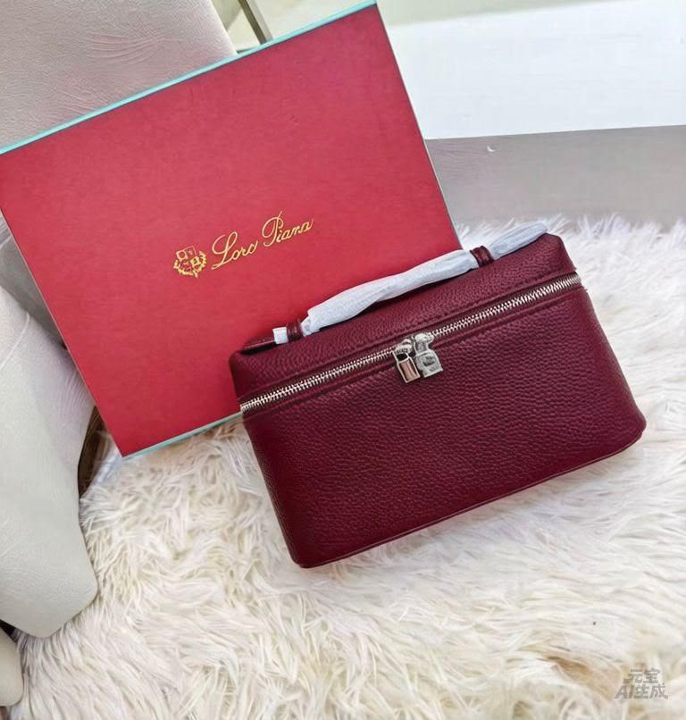 LORO PIANA Crossbody Bag 20cm
