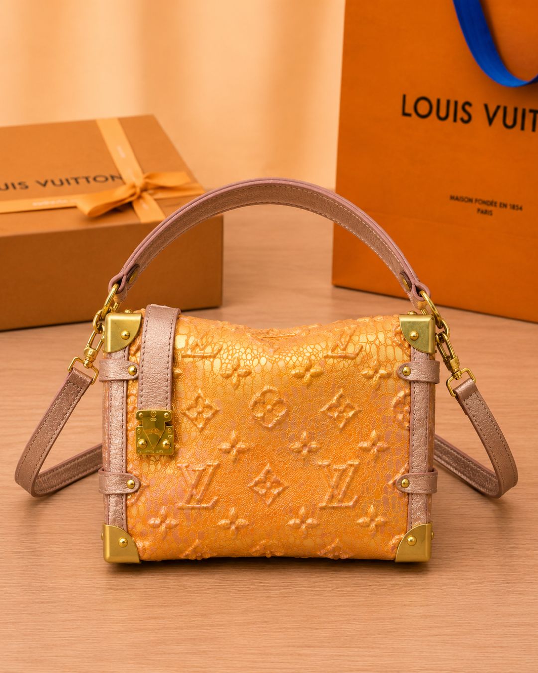 LV Trunk Shoulder Bag 23cm Master